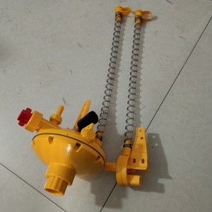 Régulateur <span class=keywords><strong>d</strong></span>'<span class=keywords><strong>eau</strong></span> à pression en plastique de haute qualité YZB pour lignes à boire de ferme de poulet - Product Image 3