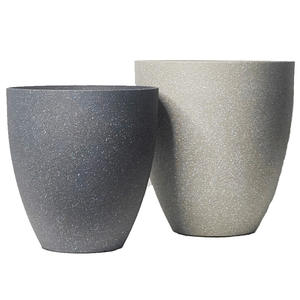 עציץ דקורטיבי עומד, עבה, גדול, עשוי שרף מט, דמוי חרס, עמיד, עיצוב מינימליסטי. - Product Image 4