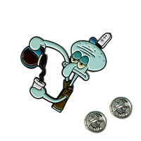Épinglette en émail doux Octopus Brother Squidward versant du café, serveur, animation, métal, décoration, badge
