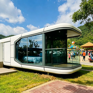 Casa Contenedor de Bajo Costo, Prefabricada y Lista para Usar, Tipo Cabaña Apple, con Iluminación Moderna y Tomas de Corriente para Uso en Centros Comerciales - Product Image 1