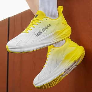 Nouvelles baskets pour hommes, semelles amortissantes à rebond élevé, tendance et polyvalentes pour les vêtements de sport décontractés - Product Image 5