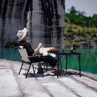 Table à manger pliante en aluminium moderne et légère pour le camping, les pique-niques et les meubles d'extérieur portables pour les écoles