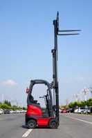 Chariot élévateur électrique compact Solreign CPD 1-1,5 tonne, mini chariot élévateur à batterie lithium-ion, hauteur de levage 6 m pour allées étroites
