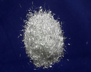 Fibre de verre coupée en brins de 3mm, 4.5mm, 6mm, 12mm, 10μm, 13μm avec une bonne dispersion et un faible nombre de fibres détachées - Product Image 4