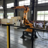 Bras de robot de soudage automatique flexible à 6 axes, soudeur robotisé multi-angles pour le soudage de pièces complexes