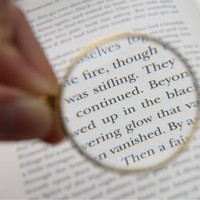 Handheld 5X Magnifying Glass Pendant Necklace Magnifier