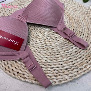 Yiwu Amysi 32 #, sujetadores de verano de venta rápida para mujer, correas ajustables sin alambre, transpirable, patrón sólido, logotipo de <span class=keywords><strong>Copa</strong></span>, tallas grandes y finas - Product Image 5