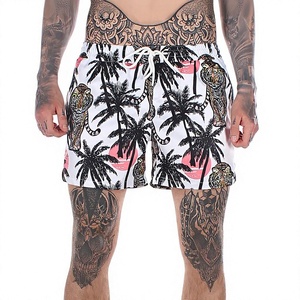 Shorts de bain pour hommes personnalisés à imprimé tigre tropical, séchage rapide, pour la plage, les vacances, fabricant de maillots de bain OEM ODM - Product Image 1