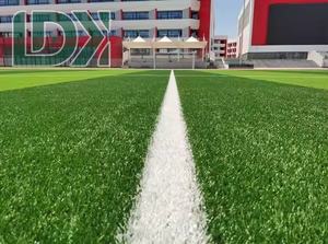 Gazon artificiel durable pour terrain de football, gazon synthétique pour sols sportifs - Product Image 3