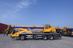Nueva Grúa Hidráulica para Camiones JTC25F5D 25T, Grúa Móvil con Pluma Telescópica Tipo U de 41 m para Proyectos de Construcción - Product Image 5