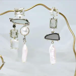 Fashion Asymmetry Elegant Transparent Gray Crystal Baroque Pearl Chandelier Earrings