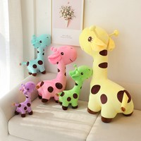 Peluche girafe colorée, jouet en peluche doux, girafe tachetée, poupée kawaii, animaux de la savane en peluche pour la décoration de la chambre des enfants