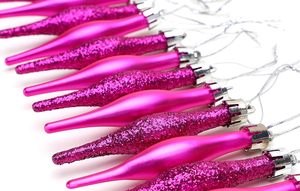 แนวคิดคริสต์มาสหยดแก้วทำด้วยมือแพ็ค15ชิ้น8.5ซม. (85มม.) ดีไซน์แวววาวสีชมพูร้อน - Product Image 4