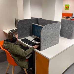 Cloison de bureau insonorisante Listi en feutre PET acoustique pour l'intimité au bureau - Product Image 6