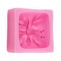 Moule en silicone 3D économique et populaire pour bougies, savons en pain et ornements faits main, avec motifs de boîtes cadeaux classiques et élégantes