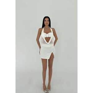 Mini-robe blanche unie avec détails en tulle, taille empire au crochet, volants translucides, élégante et discrète, idéale pour les soirées en club et les remises de diplômes - Product Image 2