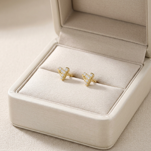 ต่างหูเพชรแท้ทรงหัวใจ ดีไซน์น่ารัก ขายดี ทองคำแท้ 14K สำหรับสาวๆ สวมใส่ได้ทุกวัน - Product Image 5