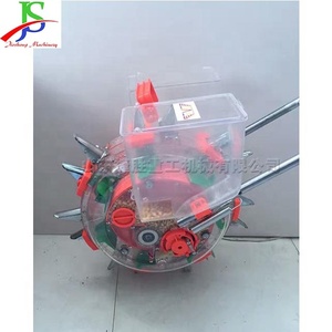 حقول المدرجات مجموعة التلال حقول زراعة الذرة وفول الصويا آلة بذار الأسطوانة باليد - Product Image 4