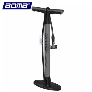 Pompe à pied en acier BOMB OEM 80-130 PSI avec valve Schrader et manomètre, actionnée manuellement pour le gonflage des pneus de vélo et des ballons de basketball - Product Image 1