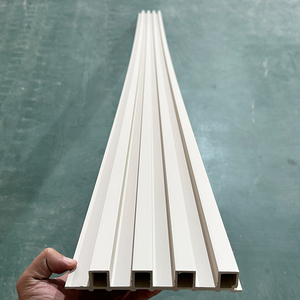 Venta caliente Panel de pared WPC 160*24mm Tablero de PVC de grano de madera estriado Revestimiento compuesto de plástico de madera impermeable - Product Image 4