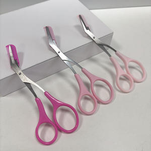 Nouveauté 2025 YD Outils de soins personnels de haute qualité <span class=keywords><strong>Ciseaux</strong></span> à <span class=keywords><strong>sourcils</strong></span> en acier et coupe-cils avec <span class=keywords><strong>peigne</strong></span> <span class=keywords><strong>Ciseaux</strong></span> de maquillage <span class=keywords><strong>pour</strong></span> <span class=keywords><strong>sourcils</strong></span> - Product Image 4