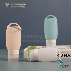Juego de Botellas de Viaje de Silicona Portátiles de 60 ml, Contenedor Compacto para Desinfectante de Manos con Gancho de Mosquetón para Artículos de Aseo y Uso en Exteriores - Product Image 6