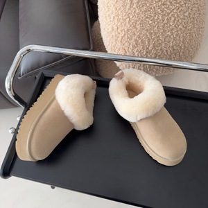 Botas de nieve de invierno para mujer, nuevas, de forro polar grueso, cálidas, con suela gruesa y forro de felpa, tipo botín. - Product Image 4