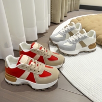 Nouvelles baskets de course décontractées à semelle épaisse et taille ajustée, style printemps 2026, avec semelle extérieure en caoutchouc, pour la marche