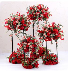 Autres fleurs <span class=keywords><strong>et</strong></span> plantes décoratives <span class=keywords><strong>la</strong></span> <span class=keywords><strong>belle</strong></span> <span class=keywords><strong>et</strong></span> <span class=keywords><strong>la</strong></span> bête Roses artificielles en soie Arche de mariage Toile de fond Décorations de scène - Product Image 2