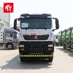 Camion à benne basculante HOWO Sinotruk 8x4 d'occasion, benne basculante en forme de U, 12 roues, basculement arrière |   Conforme à la norme Euro 2, prêt pour les routes accidentées en Afrique - Product Image 4