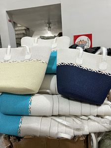 New Straw <b>Zip</b> Closure Waterproof <b>Tote</b> Bag Set Seaside Vacation Fashion Summer Travel Large Capacity Women Tanjing - Product Image 6