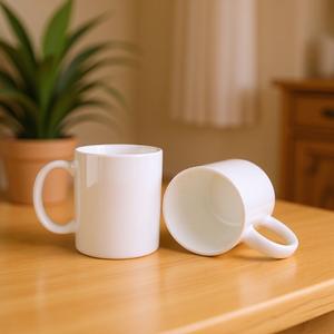 Mug en porcelaine blanche simple 15oz rond avec poignée, revêtement par sublimation pour usage promotionnel - Product Image 3