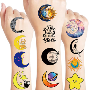 Nouveauté 2026 : Autocollants de <span class=keywords><strong>tatouage</strong></span> temporaire imperméables, écologiques, colorés et mignons, motif Lune et <span class=keywords><strong>Étoile</strong></span>, 8 feuilles, pour fêtes et art corporel - Product Image 1
