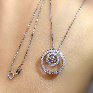 Collana con ciondolo in cristallo cavo per donna, gioielli alla moda con catena a O scintillante - Product Image 1