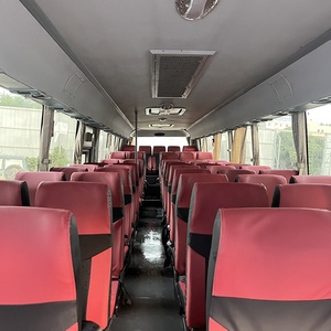 2019 Kinglong 65-Seat Diesel Bus Entrenador usado <span class=keywords><strong>barato</strong></span> en color plateado con transmisión manual - Product Image 4
