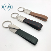 Porte-clés en cuir plaqué or personnalisé avec finition brillante, design à double anneau, cadeau durable pour mariages et anniversaires