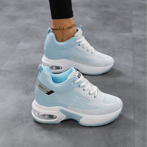 Zapatillas deportivas transpirables de punto para mujer con amortiguación de aire, tacón oculto, con cordones, ligeras, para caminar y hacer ejercicio diario. - Product Image 1