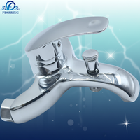 Contemporain moderne en céramique robinet de pluie mural eau chaude froide mitigeur ensemble salle de bain douche bain raccords sans contact