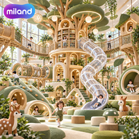 Équipement de château gonflable Naughty Castle Eco Nature pour enfants, clubs familiaux, zone de jeu de rôle, toboggan tubulaire, mur végétal réaliste, taille personnalisée