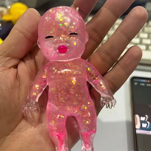 Poupée noire anti-stress en silicone, jouet amusant et farfelu, mini figurine de fille noire Natasha, modèle de paume. - Product Image 6