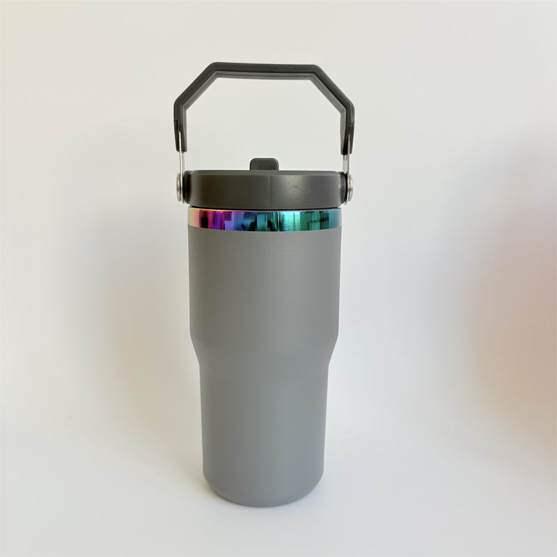 สีเทาเข้ม