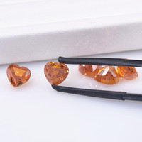 Pierres précieuses créées en laboratoire Ice Crushed Cut Cz Synthetic Heart Cut Partschinite Color Cubic Zirconia Loose Gemstone