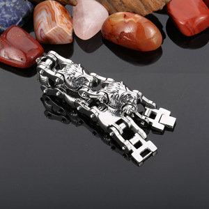 Bracciale da uomo in acciaio inossidabile Resoul Lion Head, anti-ossidazione, a catena da moto, Chaine Moto, Bracciali Aco <span class=keywords><strong>Inox</strong></span> - Product Image 5
