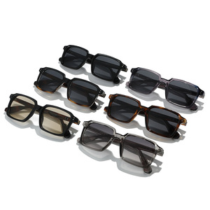 Gafas de Sol Cuadradas de Diseño de Lujo para Mujer 2026, Protección UV 400, Gafas de Sol Personalizadas con Logotipo, Gafas de PC - Product Image 4