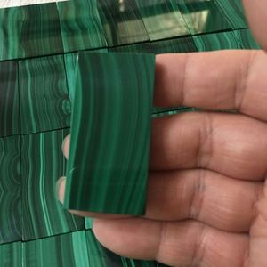 Hoja de malaquita natural cuboide de 24*48*5,8 mmMM para bricolaje Artware - Product Image 3