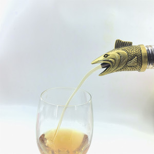 Verseur à <span class=keywords><strong>vin</strong></span> tête de poisson style industriel vintage, accessoire décoratif pour man cave, bar loft, articles de bar décoratifs - Product Image 5