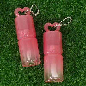 CY364-2 3ml in magazzino unico cosmetico a forma di cuore tubo di lucidalabbra a forma di cuore con grande pennello lucidalabbra tubi con gancio di imballaggio - Product Image 5