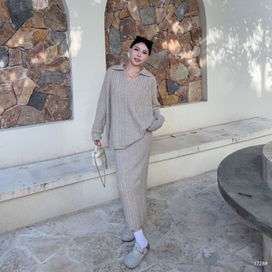 Conjunto de punto en V de gran tamaño con estampado de cable, falda a juego, conjunto de suéter holgado para mujer - Product Image 6