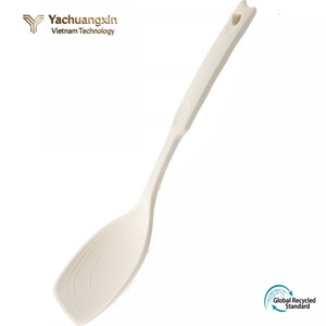 Plastic Serving Spoons Set of 3 Colors Eco-Friendly PP Material Dinnerware - Product Image 3