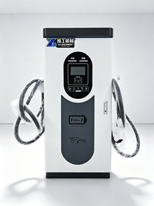 Chargeur mobile de batterie de secours pour véhicules d'intervention avec prise QuickConnect pour les services d'urgence - Product Image 5